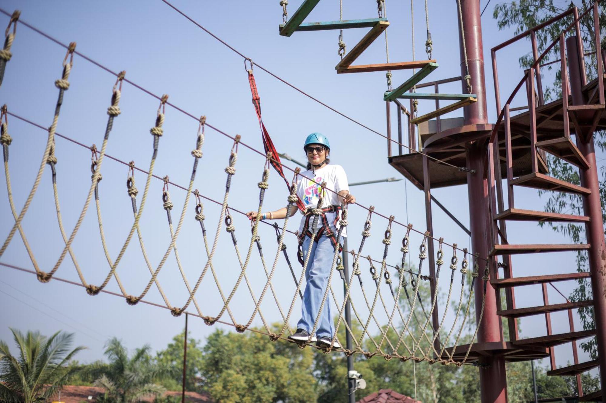 Vits Roccia Hill Resort And Adventure Park, Navapur Songadh Bagian luar foto